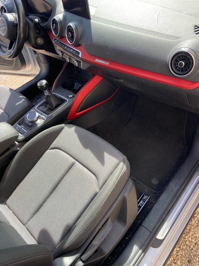 Sièges avant tissu (Audi) avant nettoyage